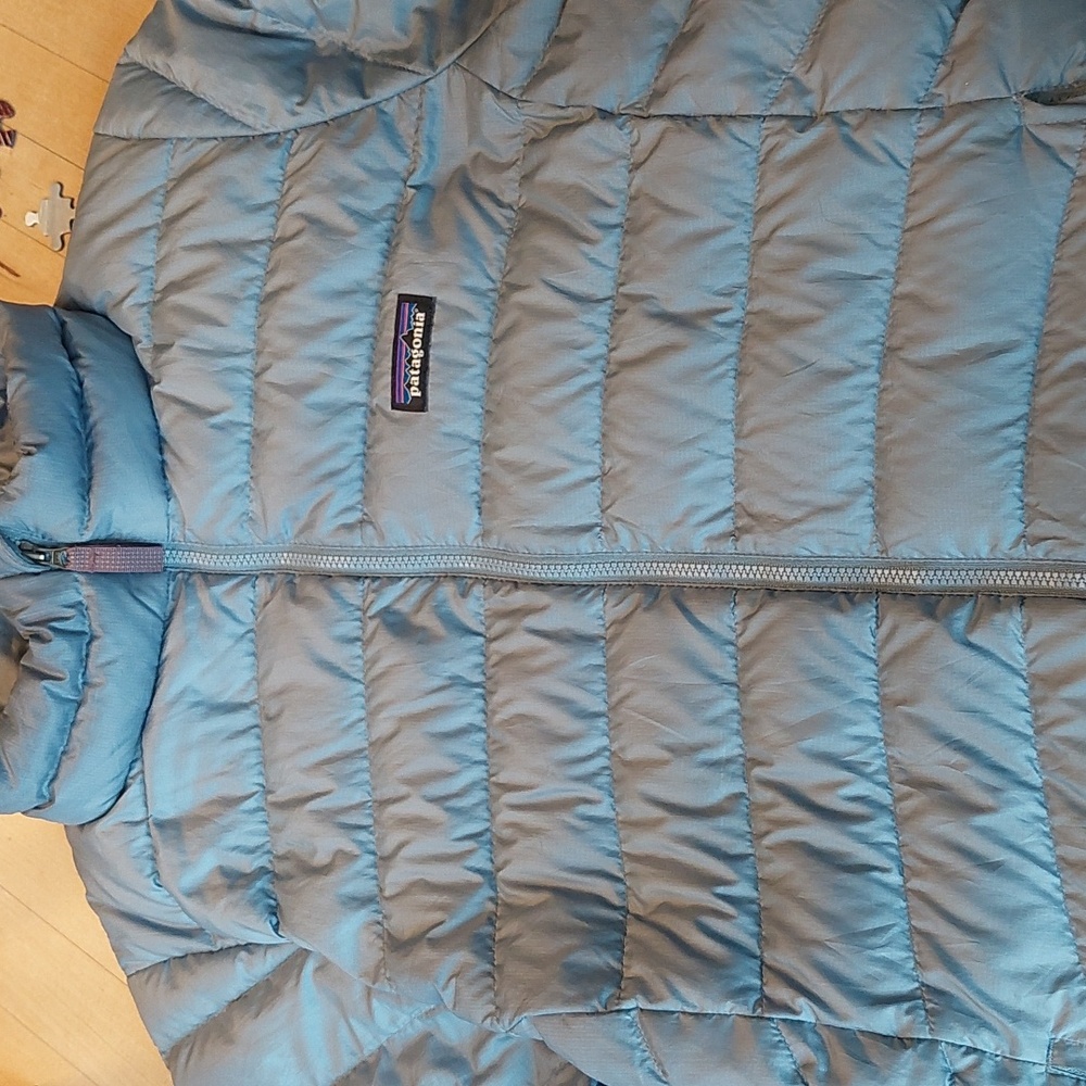 Patagonia down sweater